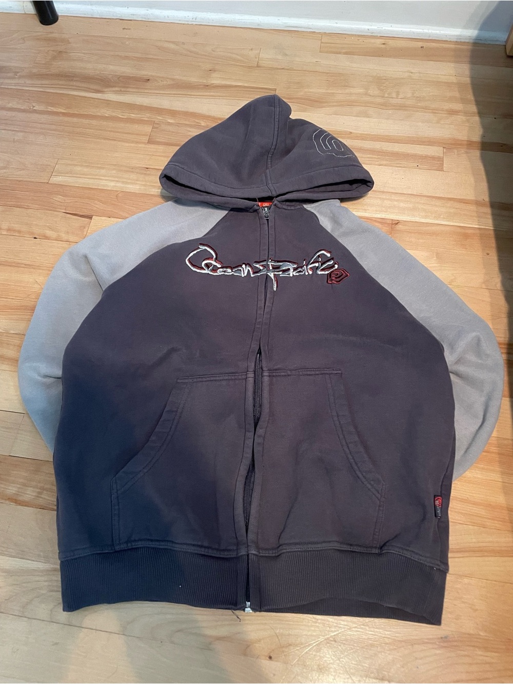 Y2K Ocean Pacific Gray & Black Zip Up Hoodie with white cursive text and red log